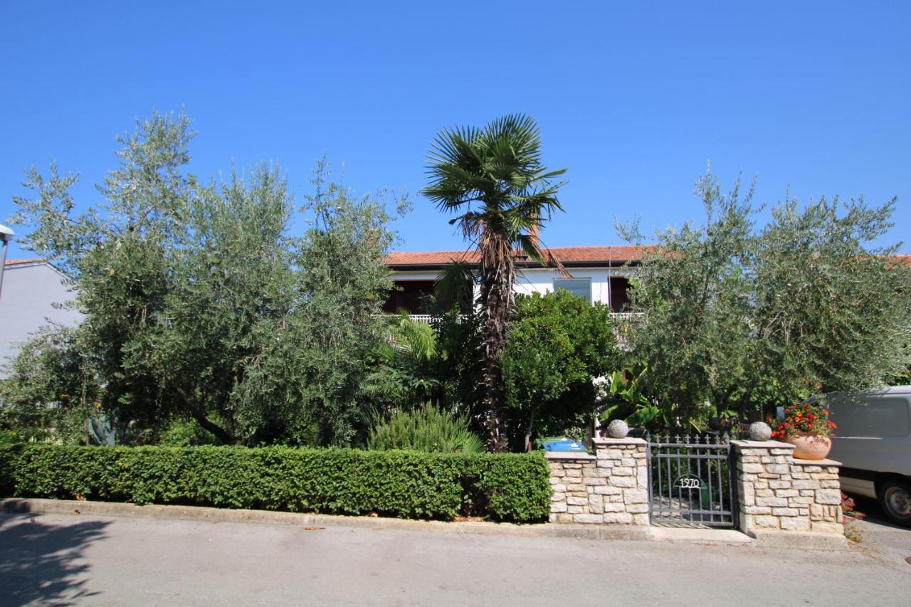 Apartment Sunny Garden Пореч Экстерьер фото